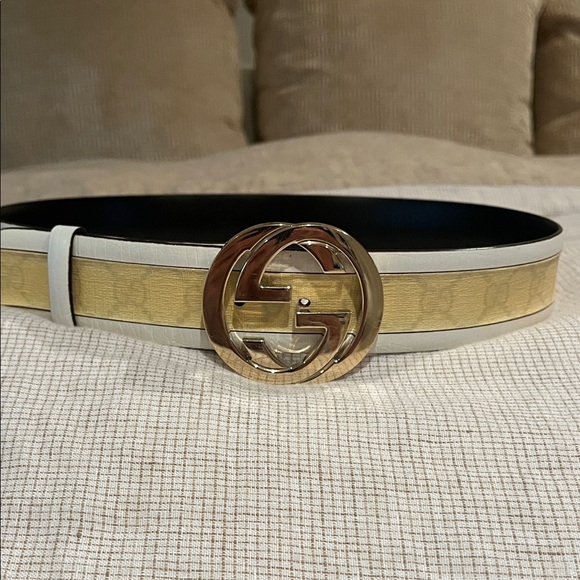 Gucci Women's Belt in Gold and Cream - Picture 1 of 4